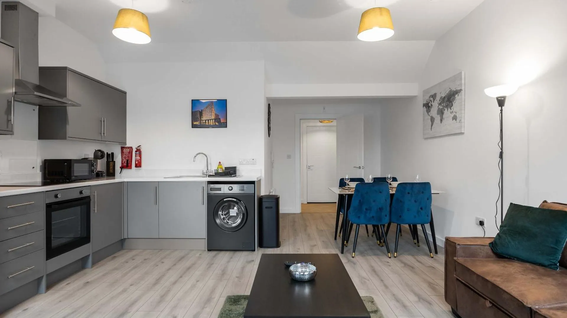 Stunning 1 Bed Penthouse Apartment In East Village, Belfast - Walk To City Centre, Roof Terrace Reino Unido