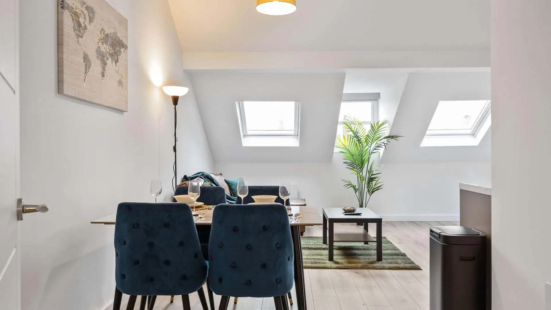 Stunning 1 Bed Penthouse Apartment In East Village, Belfast - Walk To City Centre, Roof Terrace